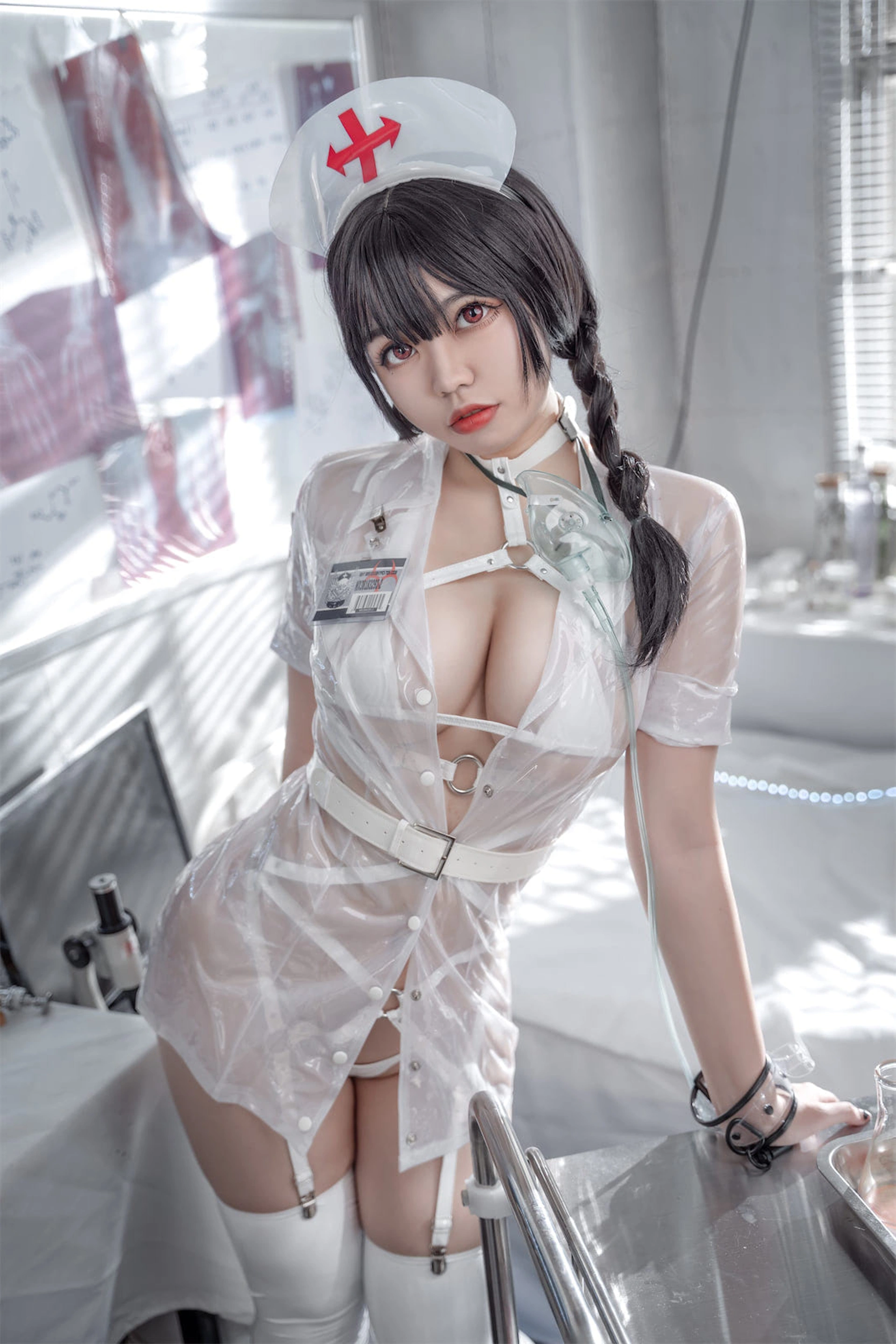 啊日日_Ganlory - NO.17 未来白色护士 2